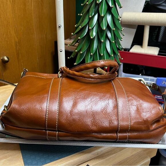 EUC Patricia Nash Carducci Pocket Tote
Heritage Tan Brown - Picture 7 of 12